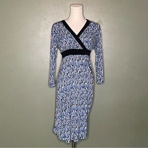 2000’s blue and white print midi dress with black trim and 3/4 sleeves